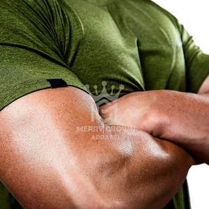 T-shirt de course à pied Slim Fit de haute qualité Compression Sport Design personnalisable Vêtements de fitness à un prix Tissu tricoté - Product Image 4