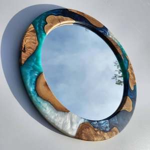 กระจกติดผนังกรอบเรซิ่นตกแต่งขายดี พร้อมผิวเรียบเนียน สำหรับห้องนั่งเล่น ห้องนอน และการตกแต่งภายในบ้าน - Product Image 3