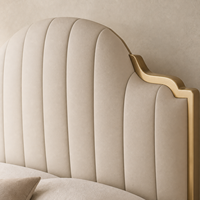 Luxuriöses Polsterbett mit Flügel-Design, Maßanfertigung in Wunschfarbe, Weiches Bett mit Goldverzierung für Hotel, Villa und Schlafzimmer