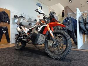 Moto Adventure 890 2022 - Product Image 3