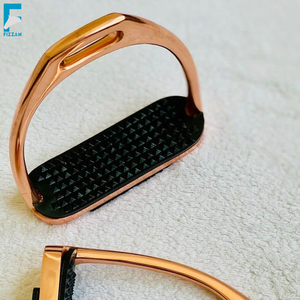 Étriers équestres en acier inoxydable de haute qualité équipement d'équitation coloré Logo personnalisé prix de gros compétitif à bas quantité minimale de commande - Product Image 5