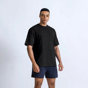 T-shirt noir personnalisé pour homme, manches courtes, col rond, en jersey de coton, coupe classique, décontracté, avec motif lettre imprimé au dos - Product Image 3