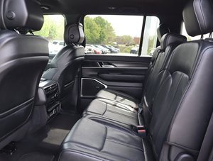 Jeep Wagoneer L Series II Twin Turbo RWD 2024 Usado en Buen Estado - Product Image 6