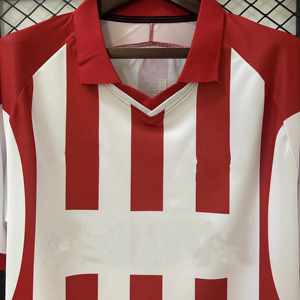 Maillot de football rétro Eindhoven Home Retro 0001, design classique à rayures, logo brodé, col polo côtelé - Product Image 2