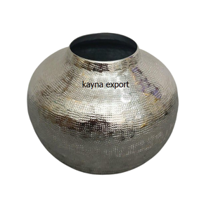 Jardinière en métal fini vintage fournitures de jardin en fer à repasser prix de gros jardinière de fleurs en métal pour la décoration extérieure - Product Image 5