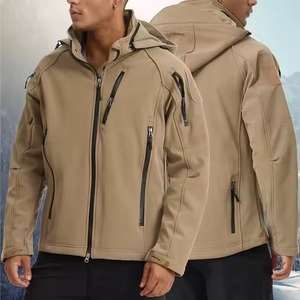 Venta al por mayor Ready Stock Mens Jacket Outdoor Wear Abrigo con capucha Ligero Delgado Cremallera Hombres Moda Chaqueta estampada - Product Image 2