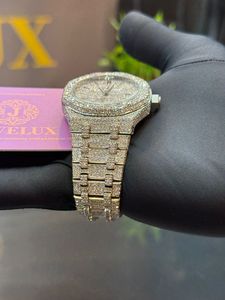 Montre de luxe écologique en moissanite 25CT, montre de mode VVS glacée, entièrement sertie de diamants, bracelet en acier inoxydable unisexe - Product Image 3