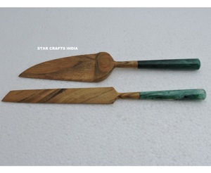 Luxury Wooden <b>Cake</b> <b>Server</b> with Resin Handle Reasonably Priced Bake-Ware Tools Metal <b>Cake</b> Stand - Product Image 1