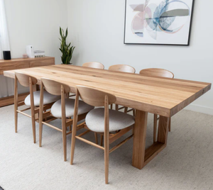 โต๊ะอาหารไม้กระถินขนาดใหญ่ 6 ที่นั่ง ทำจากไม้เนื้อแข็ง - Product Image 4