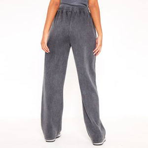 Ensemble de survêtement élégant pour femmes avec un haut court assorti et un pantalon de jogging évasé, nouvelle mode d'automne et d'hiver pour femmes, joggings - Product Image 5