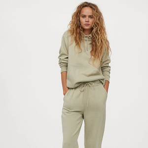 Ensemble de survêtement pour femme en molleton de coton avec capuche oversize pour l'hiver, logo personnalisé imprimé ou brodé, avec pantalon de survêtement - Product Image 5