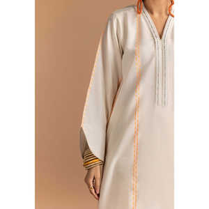 Camisa Moderna de Organza Teñida con Jacquard KJ-43204, Silueta Recta con Cintura Natural, Estilo Veraniego Transpirable - Product Image 4