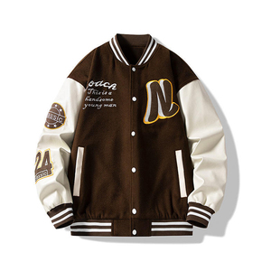 Veste universitaire classique d'hiver en laine et cuir, couleur et logo personnalisés, streetwear élégant et durable pour hommes, en solde - Product Image 5