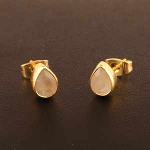 Pendientes sencillos de buena calidad para mujer, aretes pequeños facetados en forma de pera, piedra lunar de arcoíris natural, chapado en oro, joyería - Product Image 2