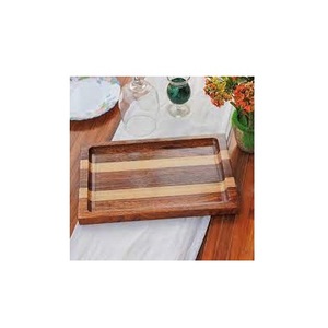 Luxueux professionnel sculpté à la main nouveau plateau de service en bois de meilleure qualité conçu pour le service des aliments avec poignées - Product Image 1