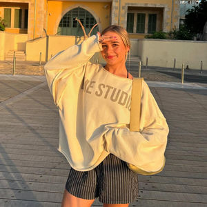 Sudaderas Casuales para Mujer al por Mayor, Precio Económico, Diseño Personalizado OEM, Sudaderas Lisas con Cuello Redondo, Ropa para Mujer - Product Image 1