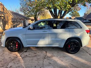 รถจี๊ป แกรนด์ เชโรกี เอสอาร์ที ปี 2018 มือสอง พวงมาลัยซ้าย/ขวา - Product Image 3