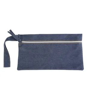 Portadocumenti e Porta Badge Personalizzato in Denim - Product Image 2