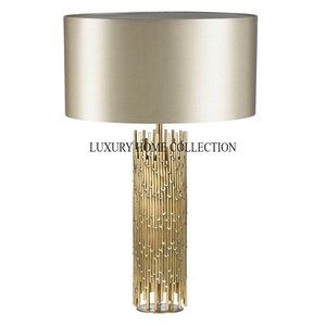 Lampadaire chromé luxueux avec accents de cristal et lumière douce idéale pour les intérieurs contemporains haut de gamme - Product Image 5
