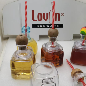 Al por mayor 375ml vasos de plástico reutilizables con botella de corcho beber Tequila Patrón botellas de plástico - Product Image 3