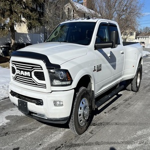 RAM 3500 LARAMIE 4X4 2018 d'occasion, conduite à gauche/droite - Product Image 1