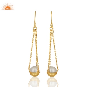 Meilleure vente de boucles d'oreilles en argent sterling plaqué or 18 carats pour les fêtes, événements spéciaux Demi Fine Jewelry Fournisseur - Product Image 1