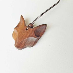 ESTOS COLLARES PARA MUJERES HOMBRES NATURAL GRANDE BOHO TRIBAL SONO Colgante de madera en cordón ajustable Collar hecho a mano - Product Image 1