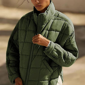 Chaqueta Acolchada para Mujer, Cuello Alto, Abrigo de Invierno Cálido, Prenda Exterior Acolchada y Elegante, Chaqueta Verde Oliva con Puños con Botones - Product Image 1