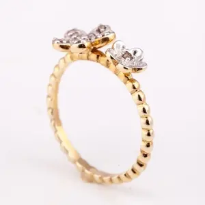 光芒四射的钻石装饰戒指高档最小可爱花朵图案银925钻石戒指