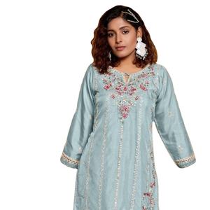 Nouveau Kurtis de travail Khalid brodé en organza pakistanais cousu avec palazzo en viscose et filet brodé costume Dupaata pour femme - Product Image 2