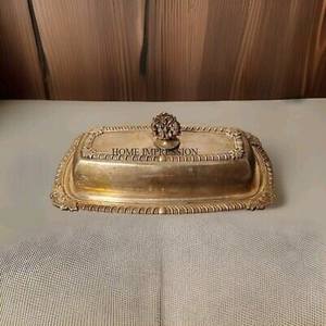 Fabricant de forme personnalisée en métal, assiette à beurre écologique non toxique avec couvercle en verre, meilleure vente à la main - Product Image 1