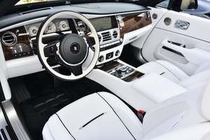 Rolls-Royce Dawn RWD 2020 assez utilisé - Product Image 2