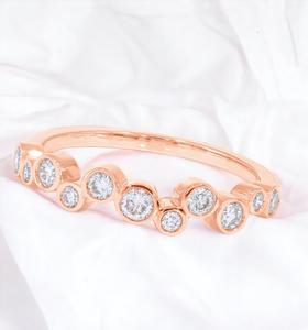 Anillo de boda de moissanita cultivado en laboratorio redondo de 0,44 quilates Patrón de burbuja único Anillo de estilo punk con pavé de oro rosa - Product Image 5