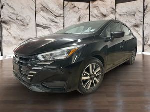 รถยนต์มือสองสภาพดี ปี 2025 รุ่น Versa SV FWD Sedan สีดำ ความจุถังน้ำมัน 10 แกลลอน ประหยัดน้ำมัน 40 ไมล์ต่อแกลลอน ระบบขับเคลื่อนล้อหน้าแบบแปรผัน เครื่องยนต์ 1.6 ลิตร 14 แรงม้า 122 แรงม้า - Product Image 4