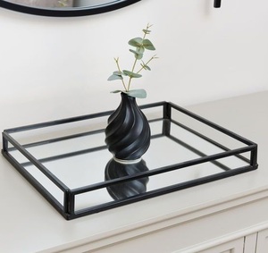 Plateau de service au look luxueux couleur noir en fer et plateau en verre fabriqué par le meilleur exportateur en Inde - Product Image 1