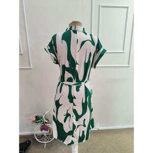 Abito Midi Suprem con Collo a V e Cintura in Vita, 37761 - Verde - Product Image 6