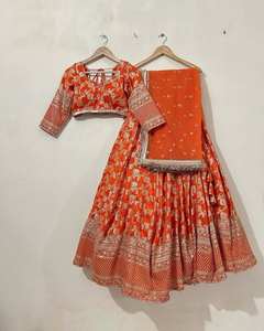 Colección de Lujo: Lehenga Choli Semisellado con Borde de Encaje Cancan Cacoon, Hilo de Seda Jequrd y Lentejuelas en Cuatro Lados - Product Image 6