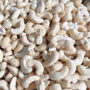 Usine fiable W180 W240 W320 W450 Noix de cajou grillées Fournisseurs de noix de cajou Santigo Vietnam Emballage personnalisé - Product Image 1