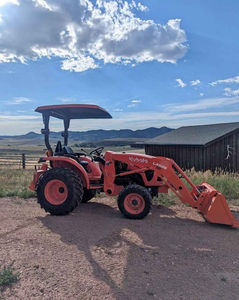 Prix de gros pour le mini tracteur BX1880 65HP 4WD Moteur en stock Achetez maintenant Puissance compacte Qualité supérieure pour tous les travaux agricoles - Product Image 4