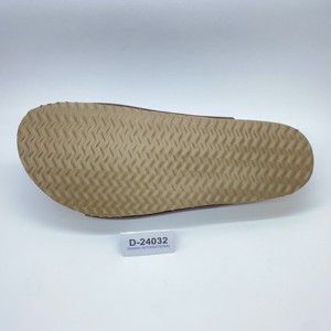 Sandalias de Corcho con Doble Hebilla para Hombre, Elegantes y Económicas para Uso Diario, Sandalias de Cuero Vacuno con Diseño Perforado - Product Image 5