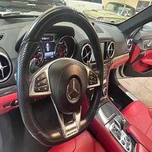 ¡Oferta Imperdible! Mercedes-AMG SL63 2019 Súper Limpio, 577 HP, V8 Biturbo, Automático, Plateado Metálico, Convertible de Lujo - Product Image 3