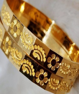 Bracelet en spirale plaqué or 21 carats classique Design tendance Bracelet en laiton étanche pour femmes pour cadeau - Product Image 4