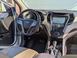 Hyunda SANTA FE GLS 2015 - Product Image 5