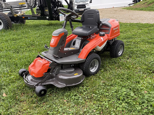 Cortacésped Husqvarna Rider R 216Ts AWD con plataforma delantera de 103 cm, dirección asistida AWD, tractor de jardín de 16 HP, cortacésped con función de mulching en venta - Product Image 2