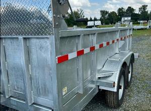 รถพ่วงดั๊มพ์แบบยกเทขนาด 6x12 สำหรับงานหนัก ใช้ในฟาร์ม ระบบไฮดรอลิกทนทานพร้อมมอเตอร์เกียร์ ชิ้นส่วนหลักสำหรับรถพ่วงแทรกเตอร์ - Product Image 2