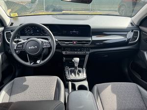 KIA SELTOS X-LINE AWD 2024 PRÊT À ÊTRE EXPÉDIÉ - Product Image 2