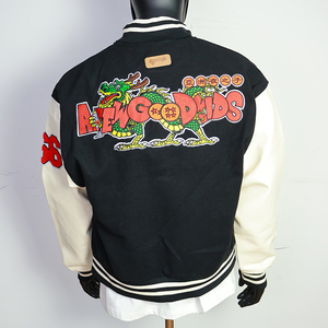 Venta al por mayor de chaqueta personalizada de lana gruesa con cremallera de Sherpa cuello alto con bloque de color y diseño bordado - Product Image 5