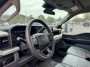 รถบรรทุกพื้นเรียบ F-550 ปี 2023 สภาพดี รักษาอย่างดี พร้อมส่งออกทั่วโลก - Product Image 2