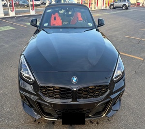 BMW Z4 M40i 2024 Gasolina, Bajo Kilometraje - Product Image 1