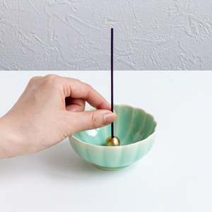 Bâtons d'encens traditionnels au bois de santal et à la rose 40g - Product Image 6